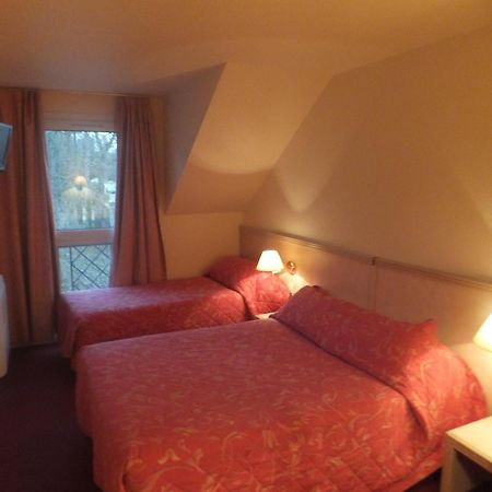 Hotel Le Village Gif-sur-Yvette Kültér fotó
