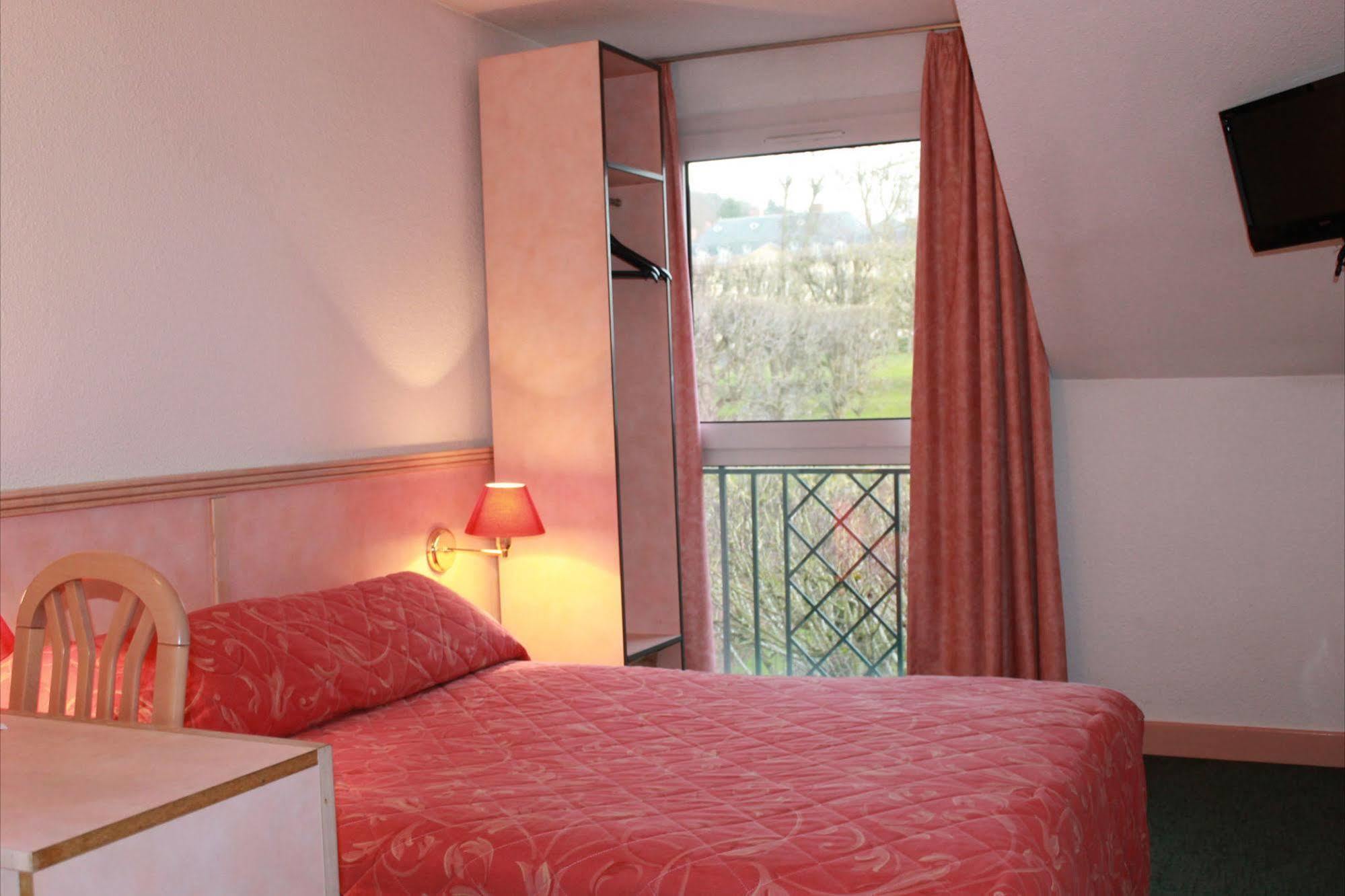Hotel Le Village Gif-sur-Yvette Kültér fotó